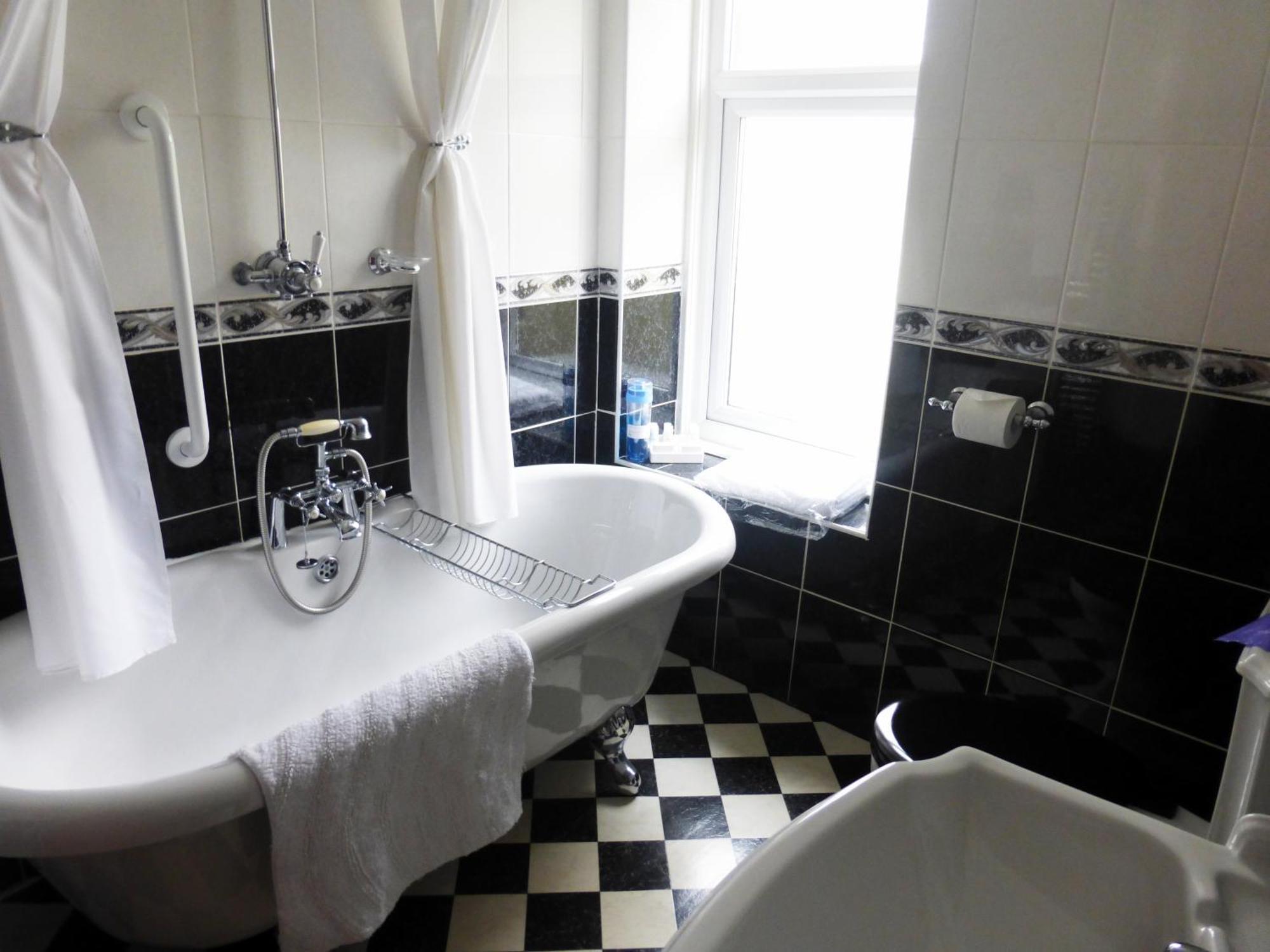 The Firs Guesthouse Runswick Extérieur photo